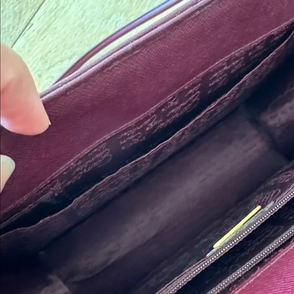 Authentic Vintage Cartier Must de Cartier Burgundy Leather Shoulder Bag